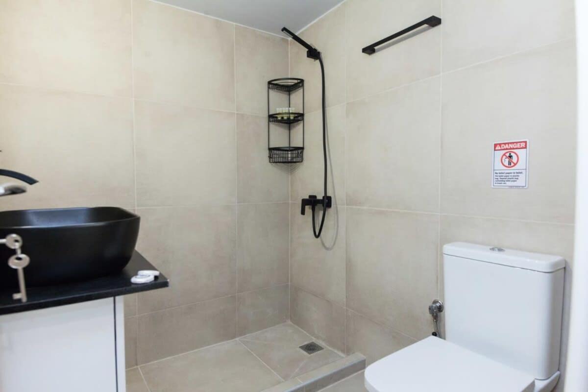 Apartment Modern Greek Living 1 Bd In Dafni