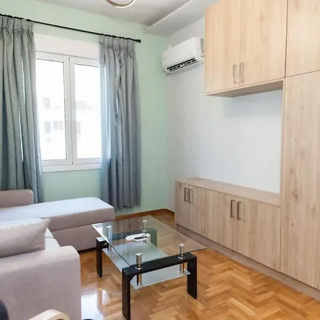 Modern Greek Living 1 Bd Apt In Dafni Athens Exterior photo