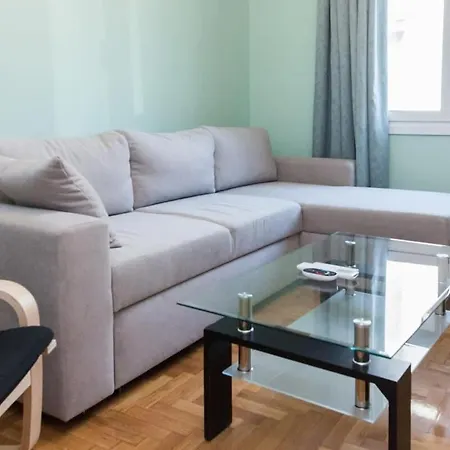 Modern Greek Living 1 Bd Apt In Dafni Athens Exterior photo