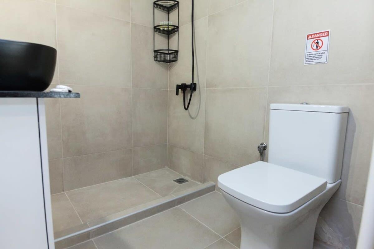Modern Greek Living 1 Bd In Dafni Apartment Athen