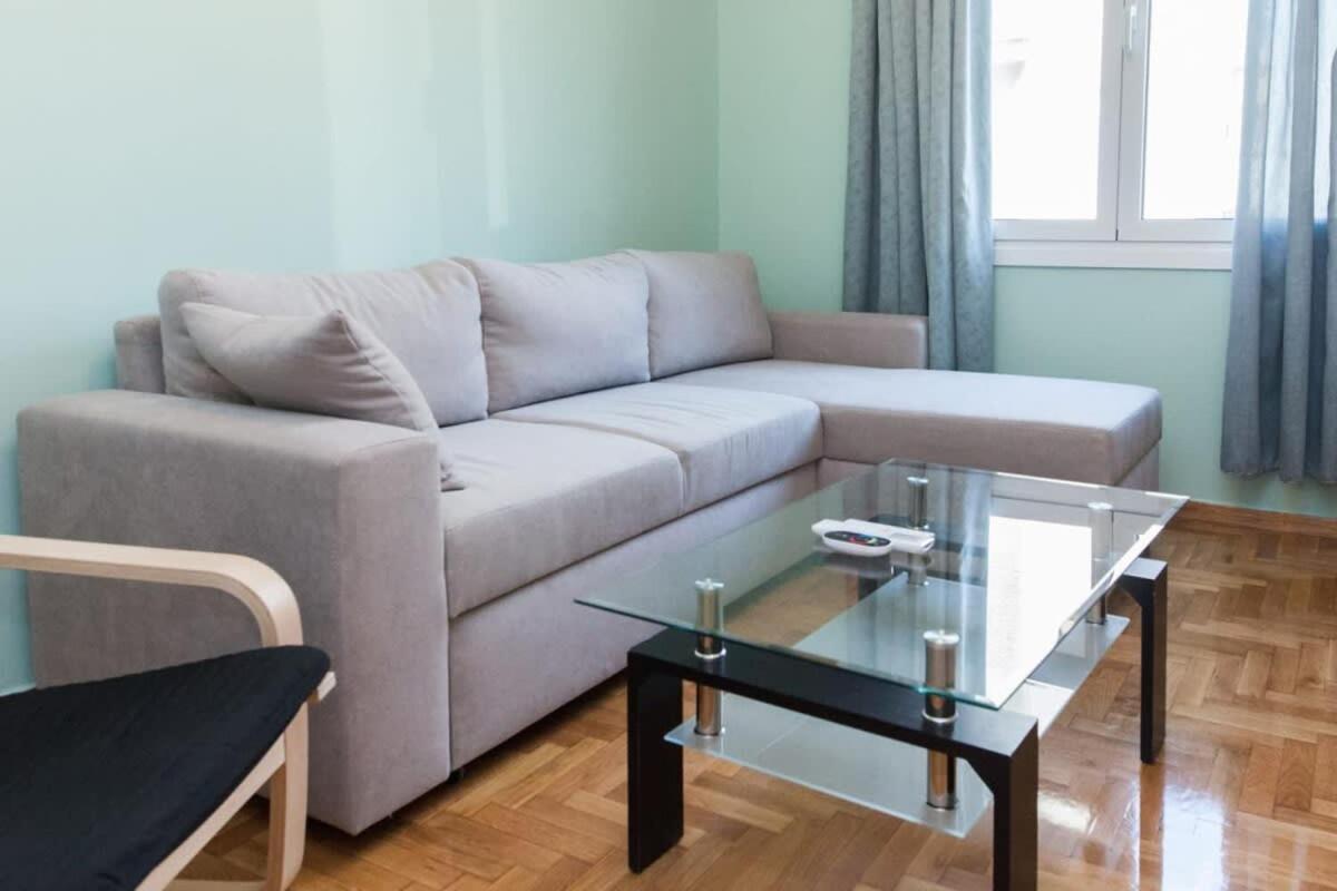 Apartment Modern Greek Living 1 Bd In Dafni Athen